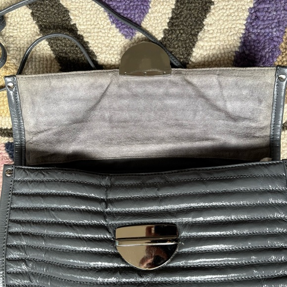 Cynthia Rowley Oversized Gray Puffy Quilted Patent Leather Clutch & Crossbody - Picture 12 of 16